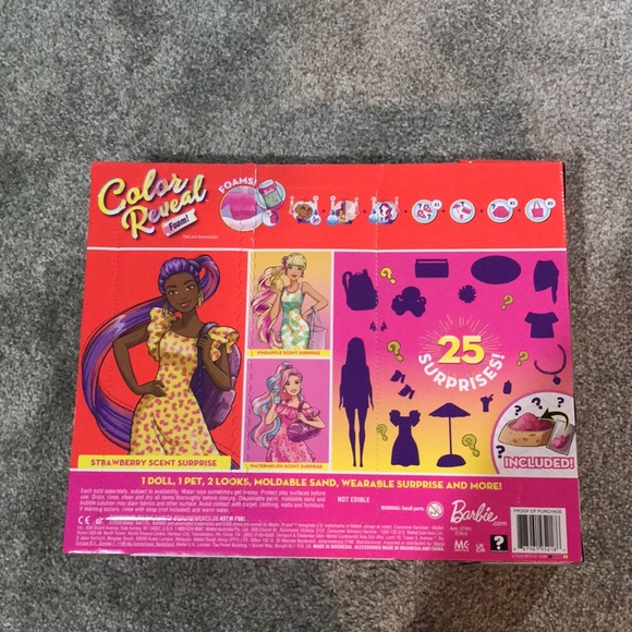 Barbie Colour Reveal With Foam Strawberry, Doll Surprise Dress And Accessories - Picture 5 of 5